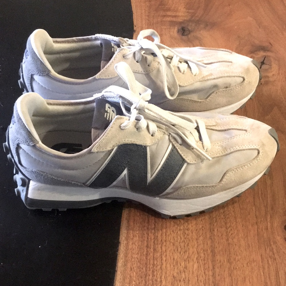 New Balance 327 Shoes Gem
